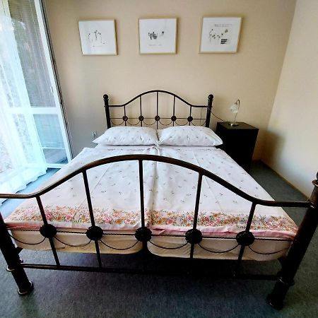 Apartman Eva - Plne Vybaveny Byt - Тин-над-Влтавоу Экстерьер фото