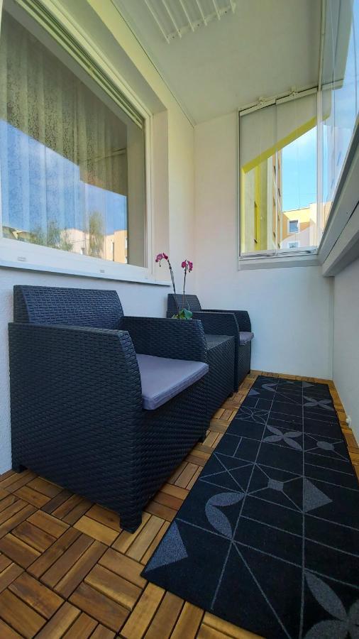 Apartman Eva - Plne Vybaveny Byt - Тин-над-Влтавоу Экстерьер фото