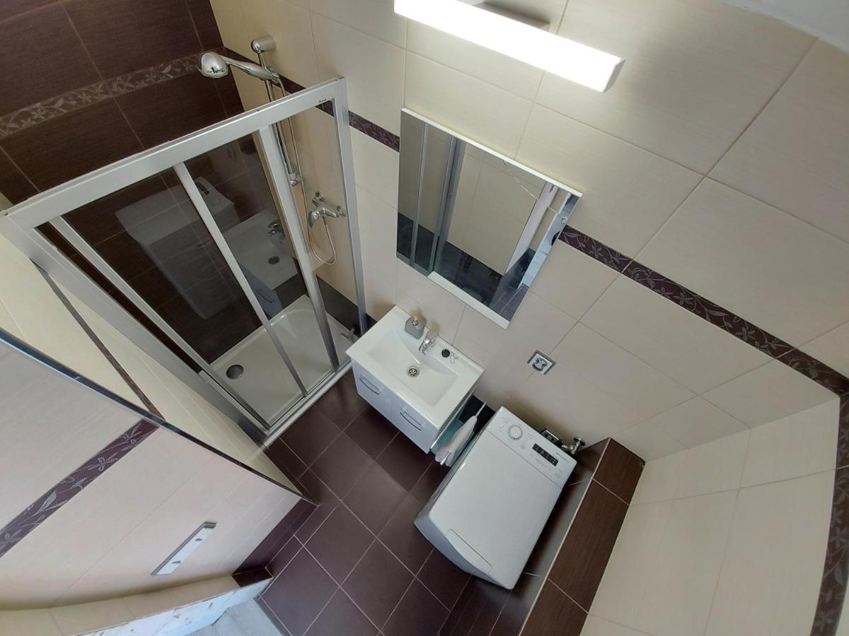 Apartman Eva - Plne Vybaveny Byt - Тин-над-Влтавоу Экстерьер фото